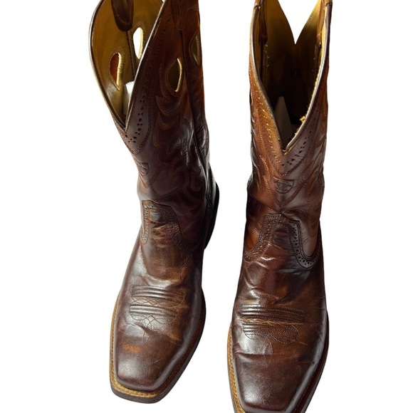 Ariat Men\'s Heritage Roughstock Western Performance Boots size 10B main image 8